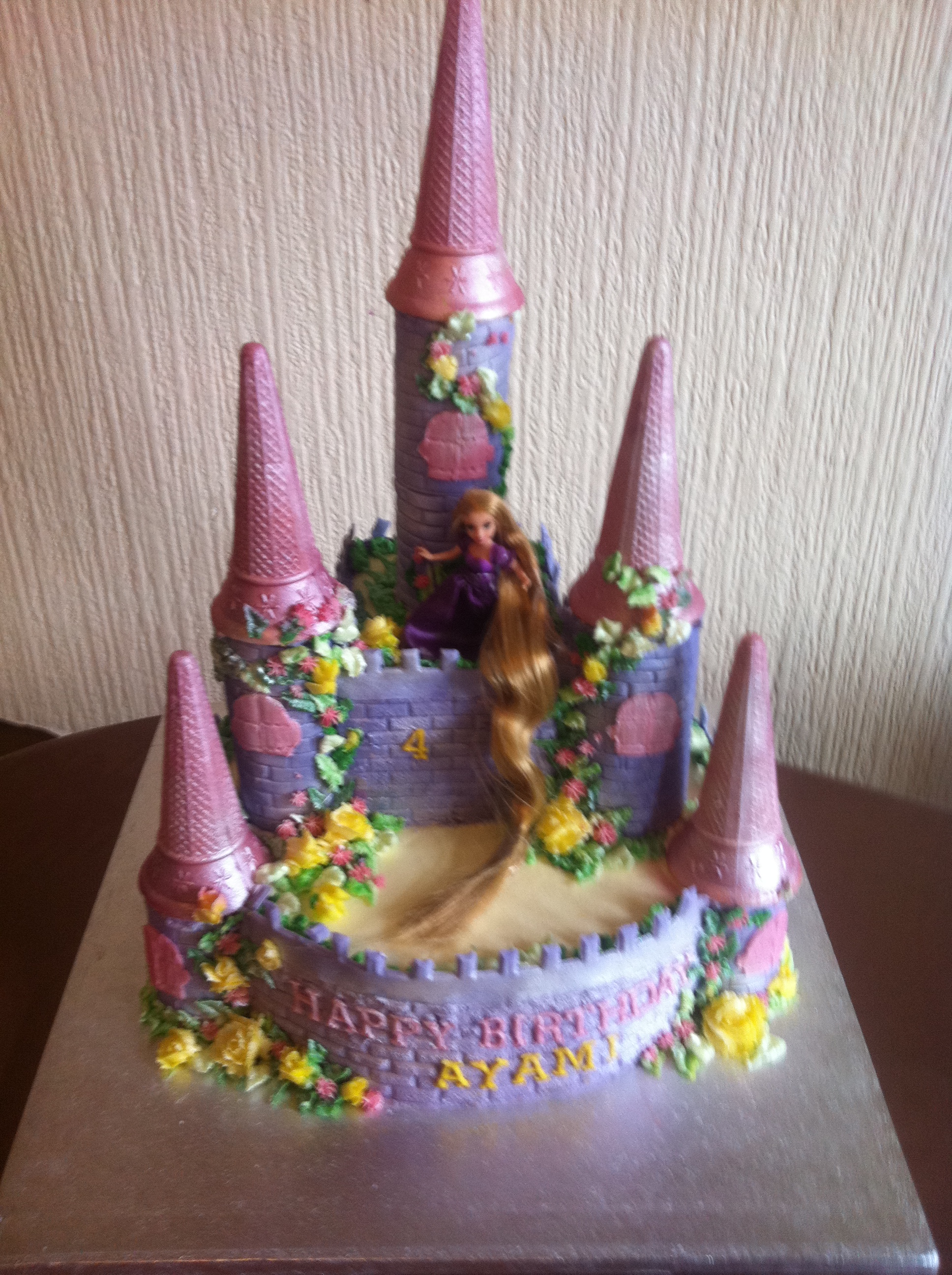 Rapunzel Cake